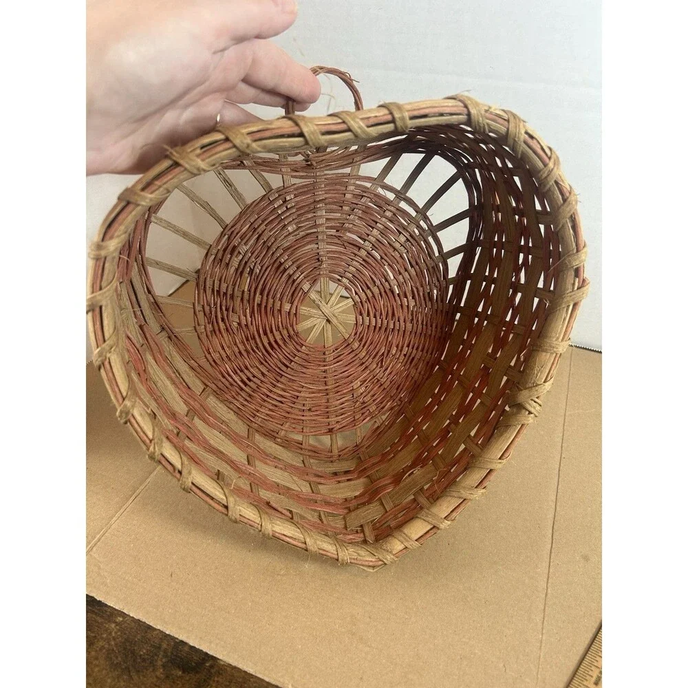 Vintage Heart Shaped Wicker Basket Rustic Farmhouse Decor Storage w Handle
